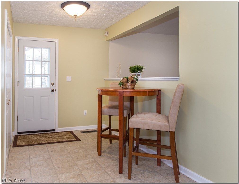 381 Longview Road Medina, OH 44256 - Photo 7 of 20 Gallery Image 7