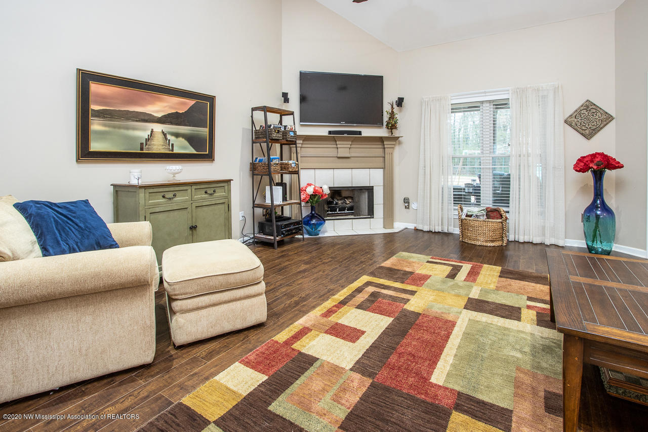 8903 Bell Ridge Drive Olive Branch, MS 38654 - Photo 2 of 29 BellRidge-32