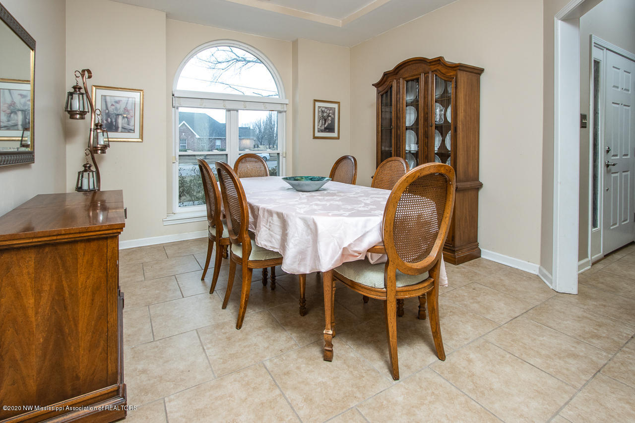 8903 Bell Ridge Drive Olive Branch, MS 38654 - Photo 5 of 29 BellRidge-29-Edit