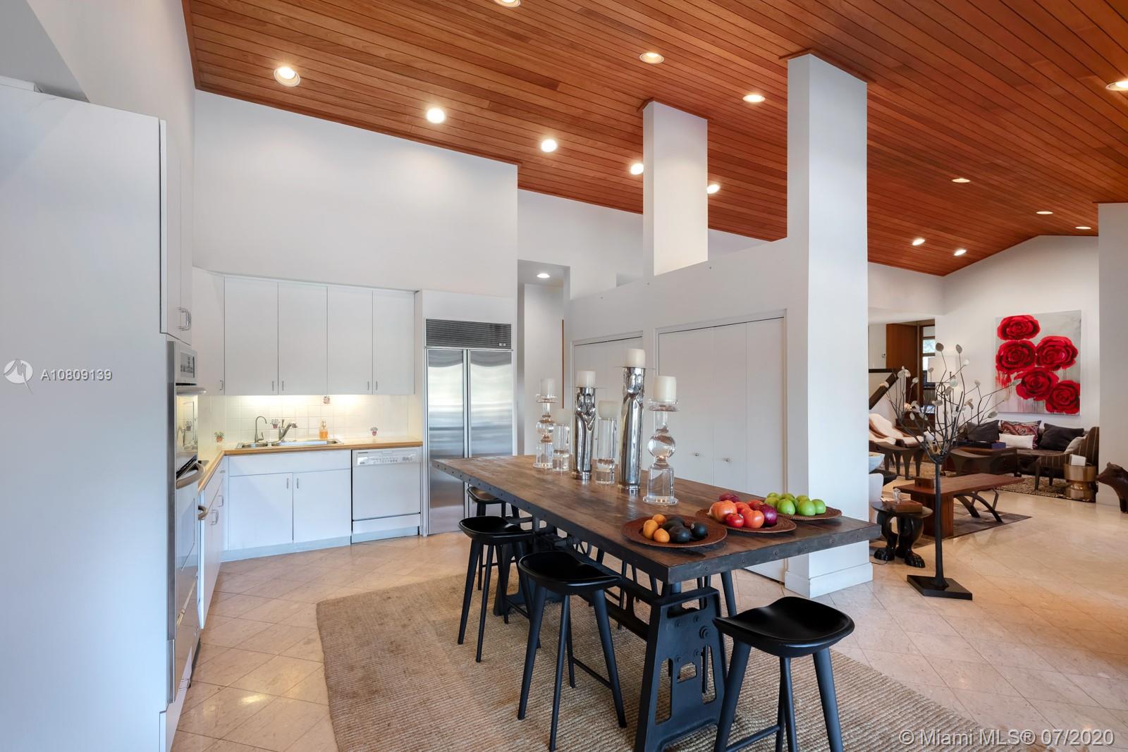 605 Solano Prado Miami, FL 33156 - Photo 14 of 30 Kitchen.