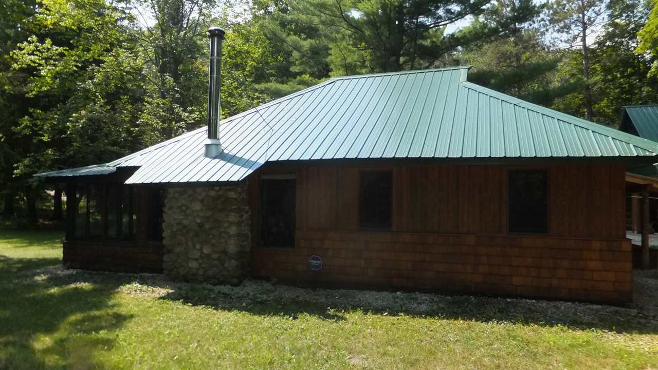10550 Covey Road Honor, MI 49640 - Photo 30 of 36 1805209-29.JPG