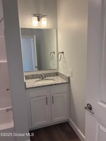 $1,700 | 491 Campbell Avenue, Troy, NY 12180