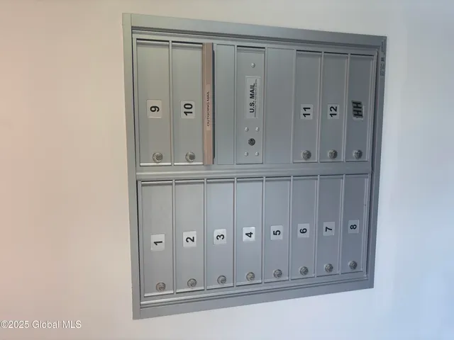 $1,700 | 491 Campbell Avenue, Troy, NY 12180