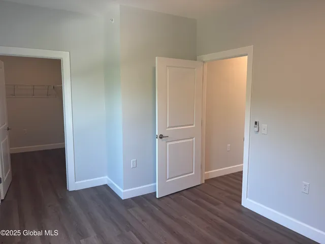 $1,700 | 491 Campbell Avenue, Troy, NY 12180