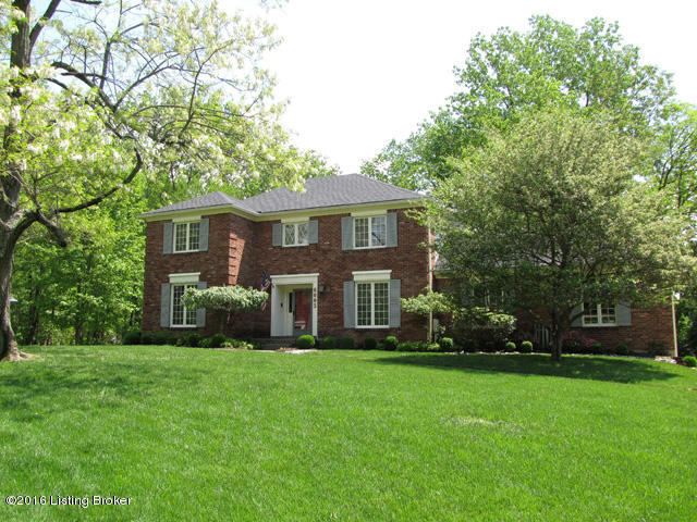 6003 Fox Hill Road Prospect, KY 40059 - Photo 2 of 39 2-Front far