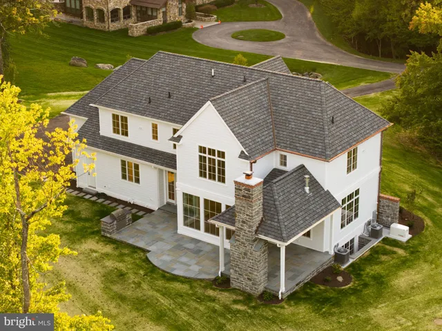 $2,350,000 | 1339 Carolannes Way, Unit B3, West Chester, PA 19382