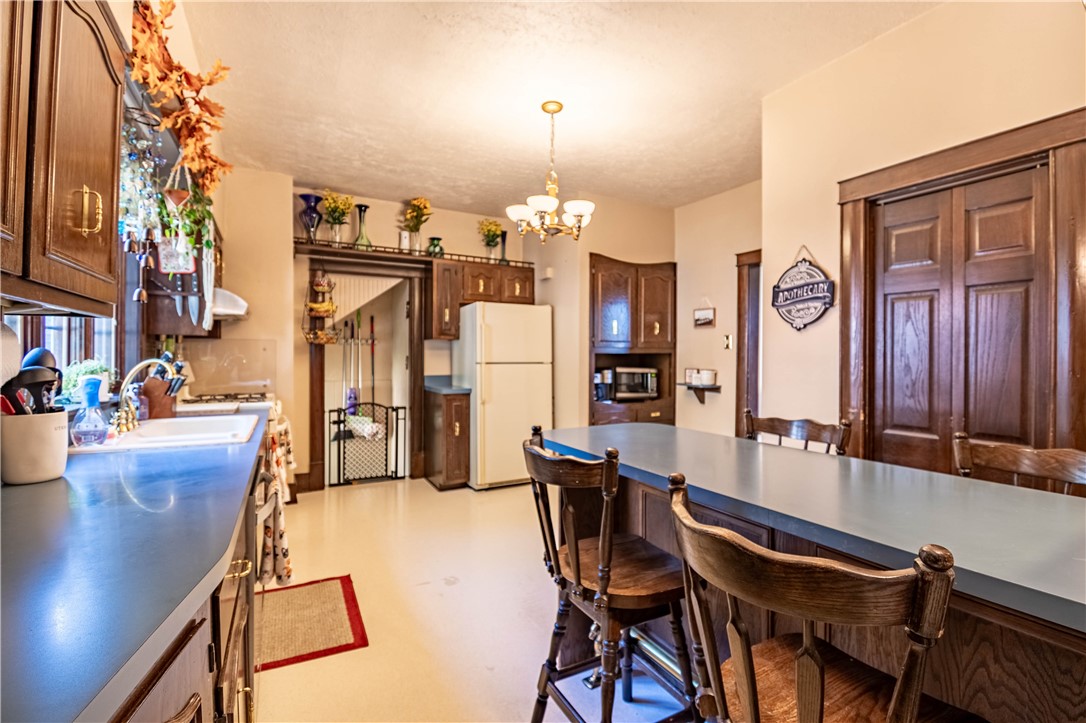165 North Oakcrest Avenue Decatur, IL 62522 - Photo 8 of 28 Gallery Image 8