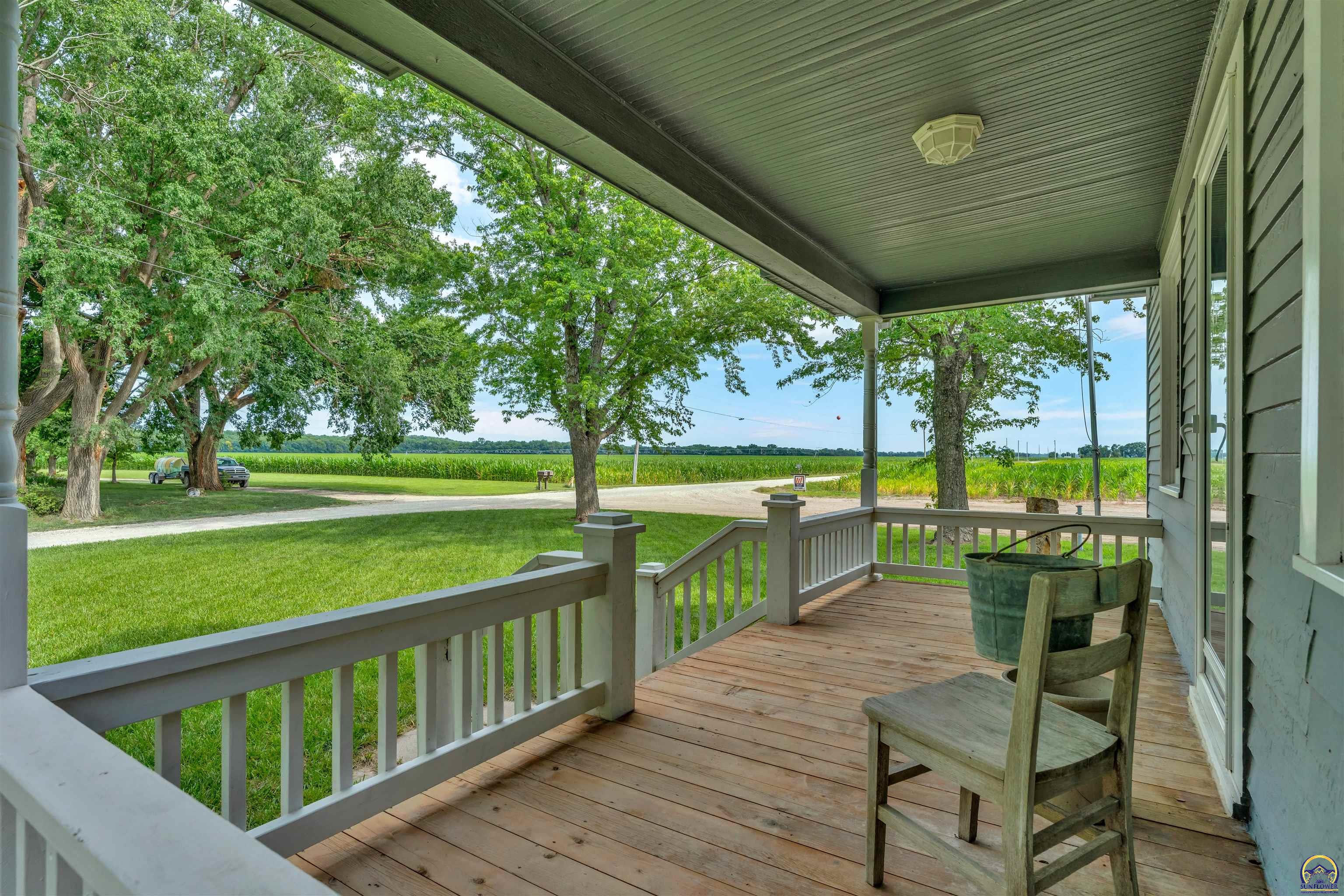 6521 Northwest Hall Road Rossville, KS 66533 - Photo 7 of 33