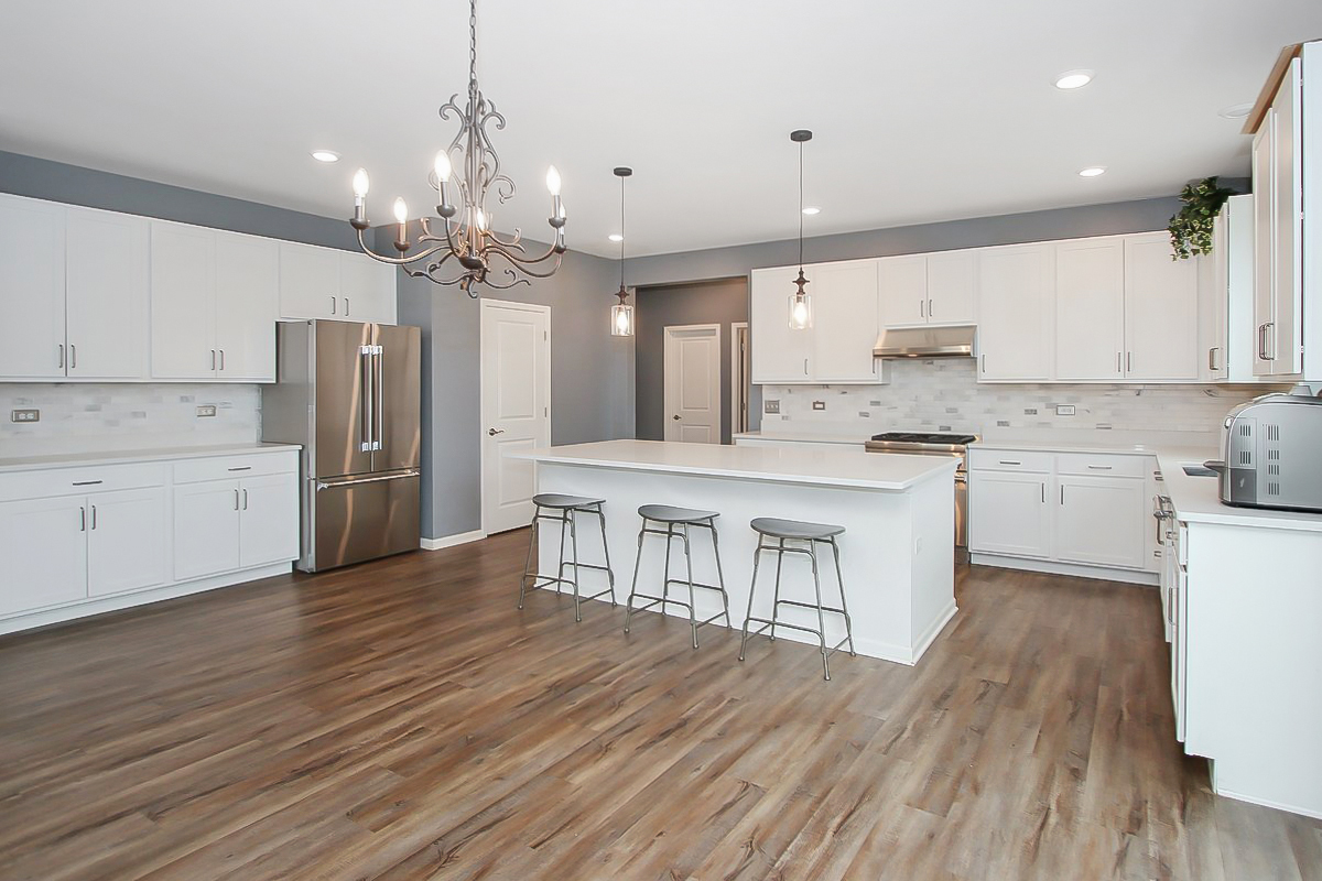 3617 Emerald Road Elgin, IL 60124 - Photo 8 of 34