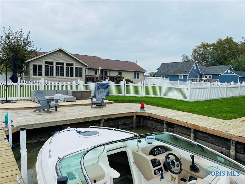 3950 West Harbor Road Port Clinton, OH 43452 - Photo 3 of 30 Gallery Image 3