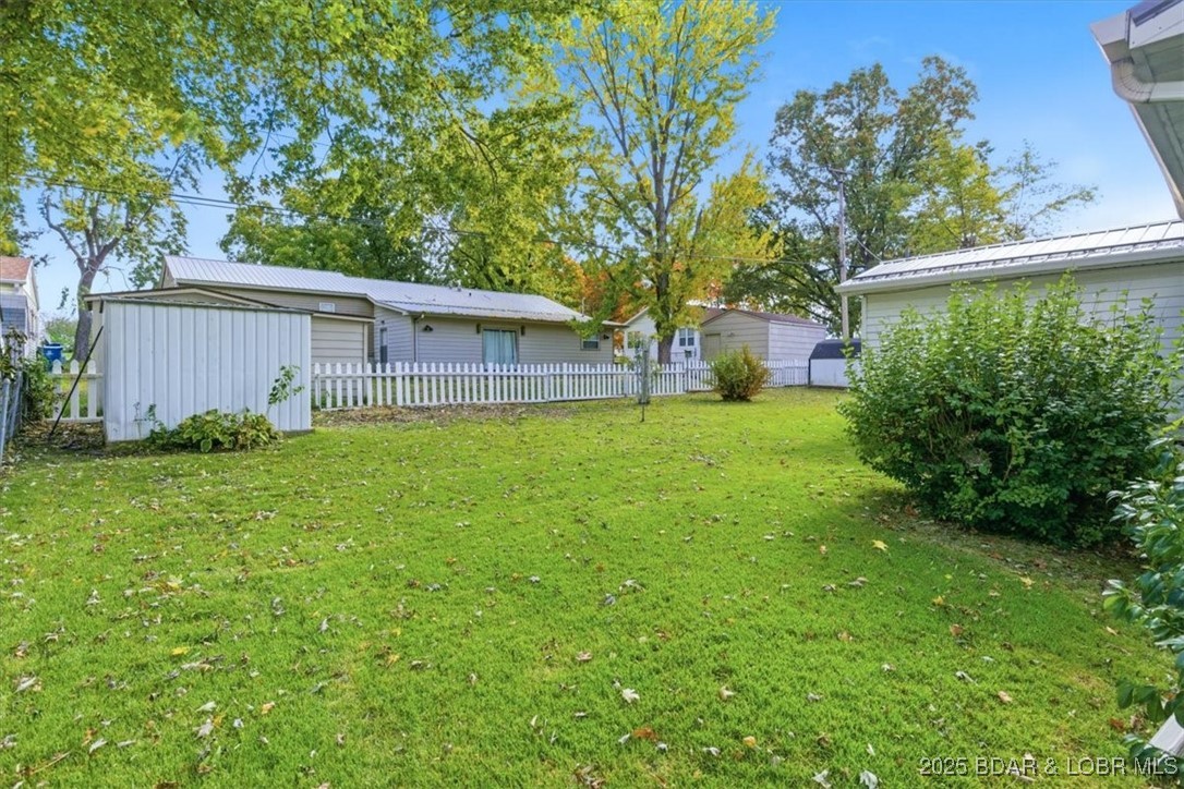 1106 Larkin Drive Eldon, MO 65026 - Photo 4 of 31