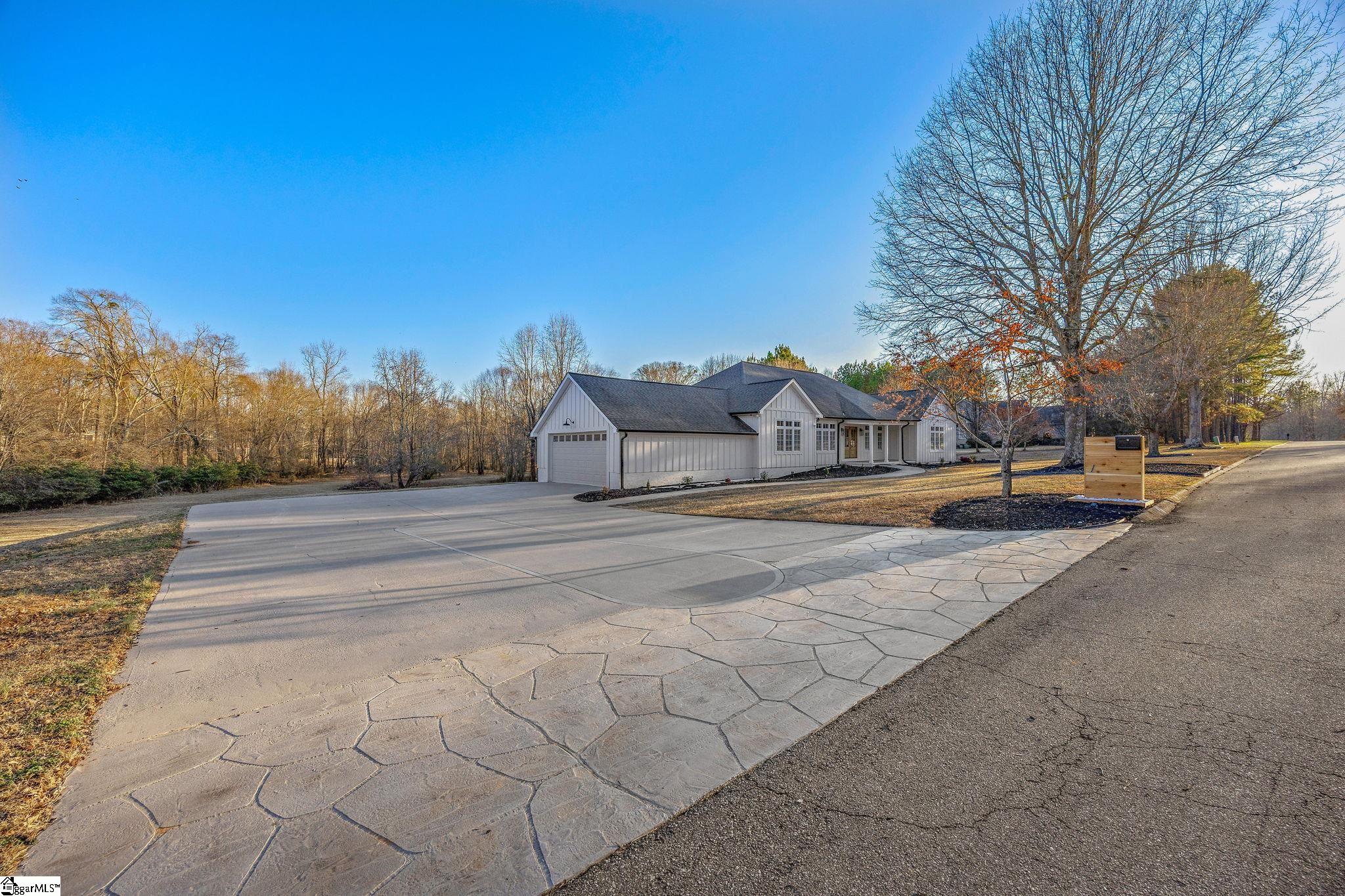 1 Sweetbriar Court Greer, SC 29650 - Photo 8 of 50