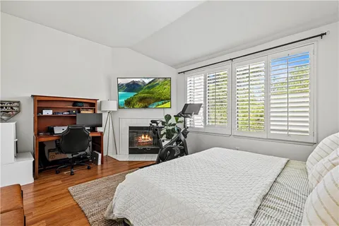 $549,950 | 24512 McBean Parkway, Unit 58, Valencia, CA 91355