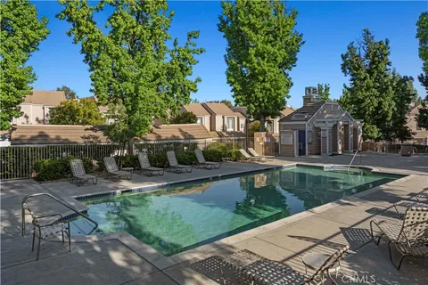 $549,950 | 24512 McBean Parkway, Unit 58, Valencia, CA 91355