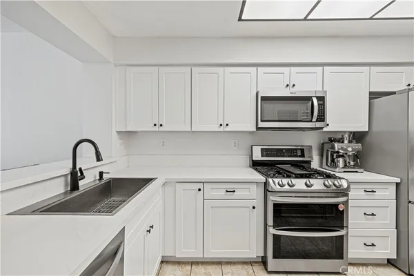 $549,950 | 24512 McBean Parkway, Unit 58, Valencia, CA 91355