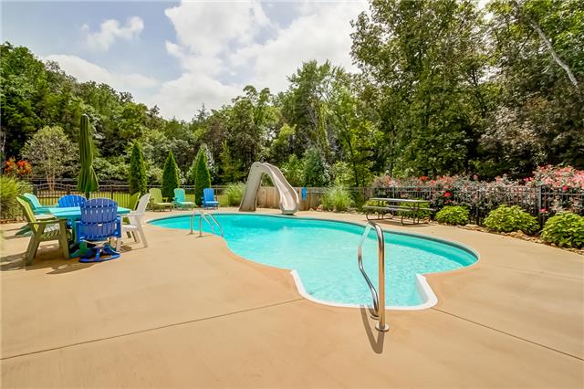 147 Ridgebend Drive Murfreesboro, TN 37128 - Photo 3 of 20 Gallery Image 3