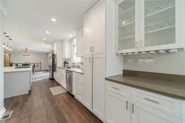 $5,800 | 691 Harbor Cove, Gainesville, GA 30501