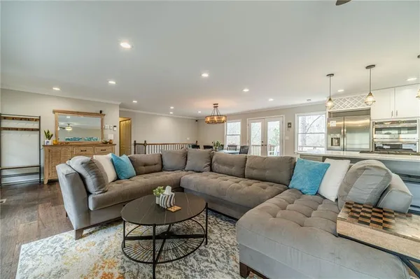 $5,800 | 691 Harbor Cove, Gainesville, GA 30501