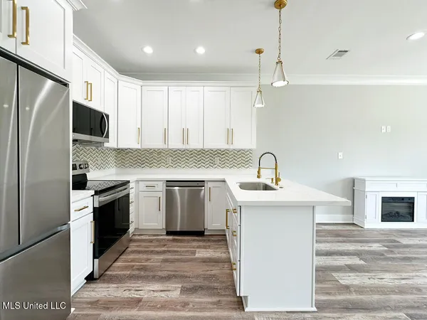 $329,900 | 10152 Seymour Avenue, Unit A, D'Iberville, MS 39540