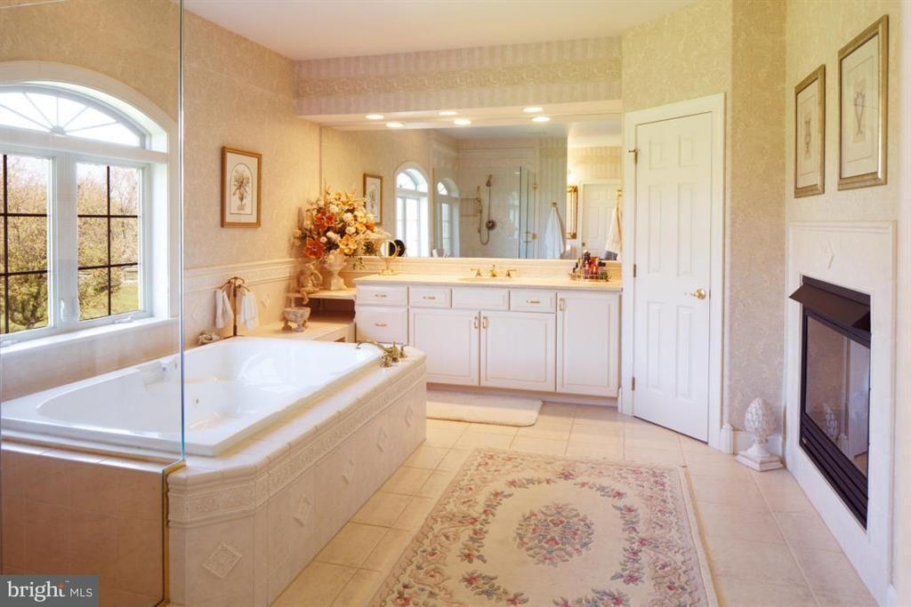 70 Green Spring Circle Lancaster, PA 17603 - Photo 36 of 64 Gallery Image 36
