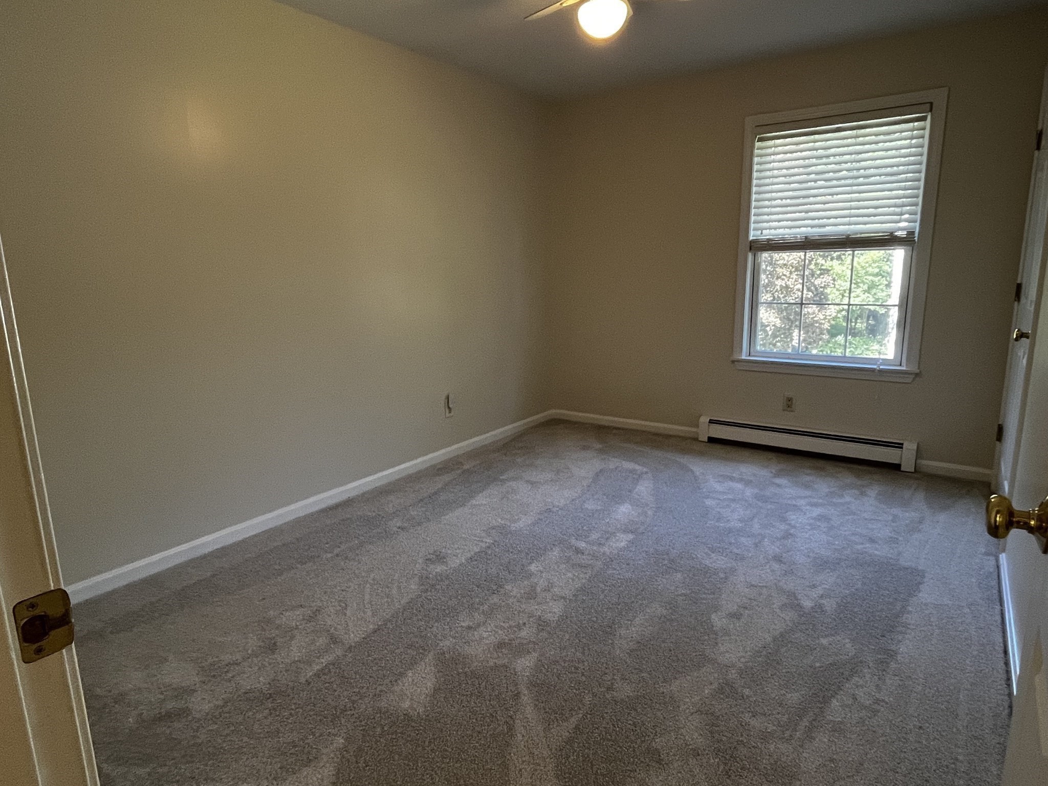 8 Pinewood Road Amesbury, MA 01913 - Photo 17 of 33 Gallery Image 17