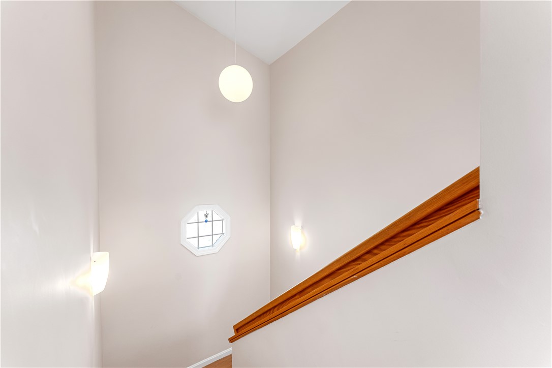 22 Miles Avenue Providence, RI 02906 - Photo 15 of 31