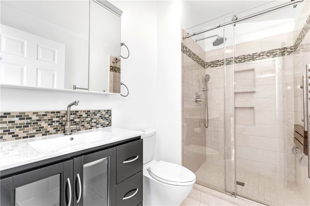 22 Miles Avenue Providence, RI 02906 - Photo 19 of 31