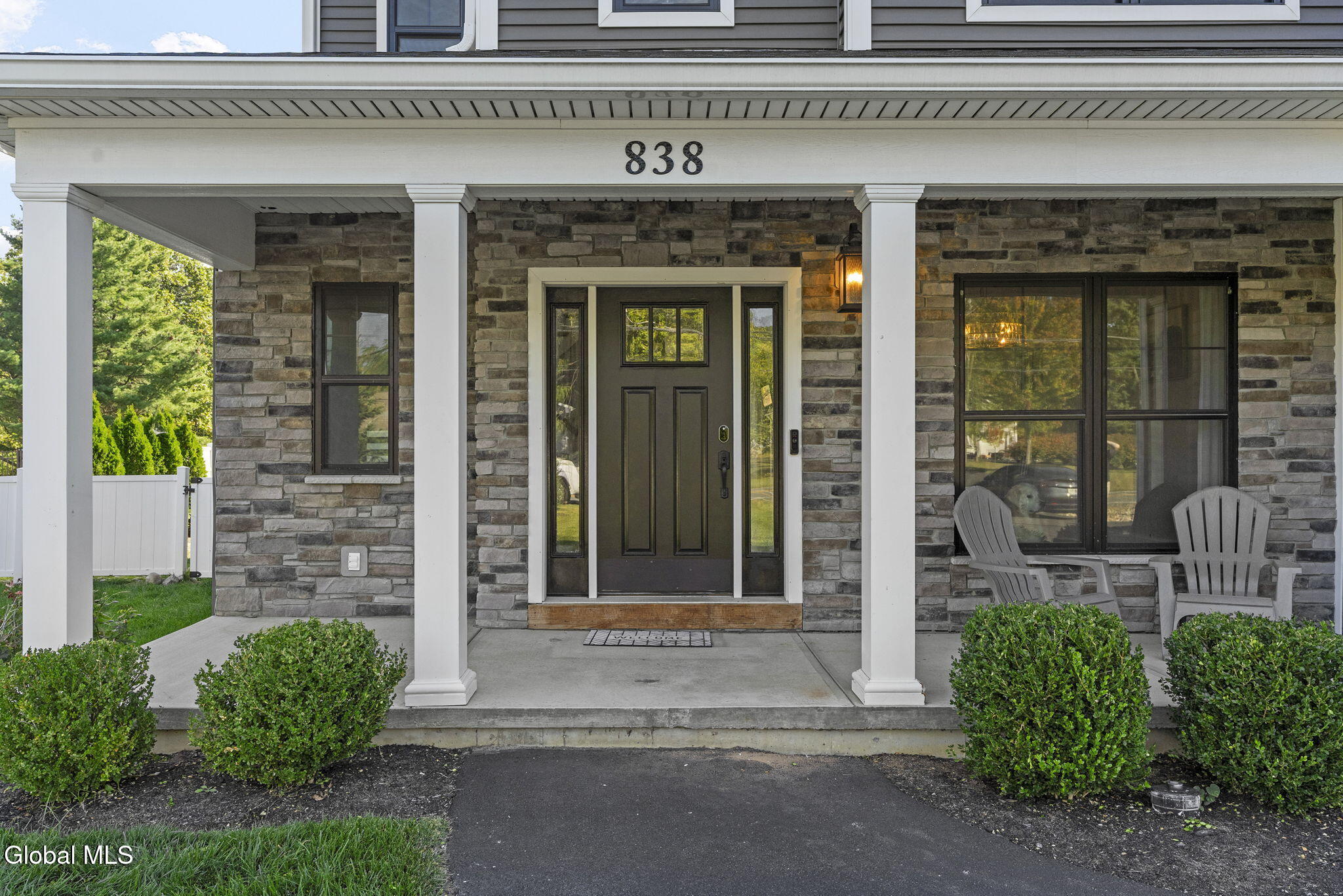 838 Pearse Road Niskayuna, NY 12309 - Photo 4 of 56 4