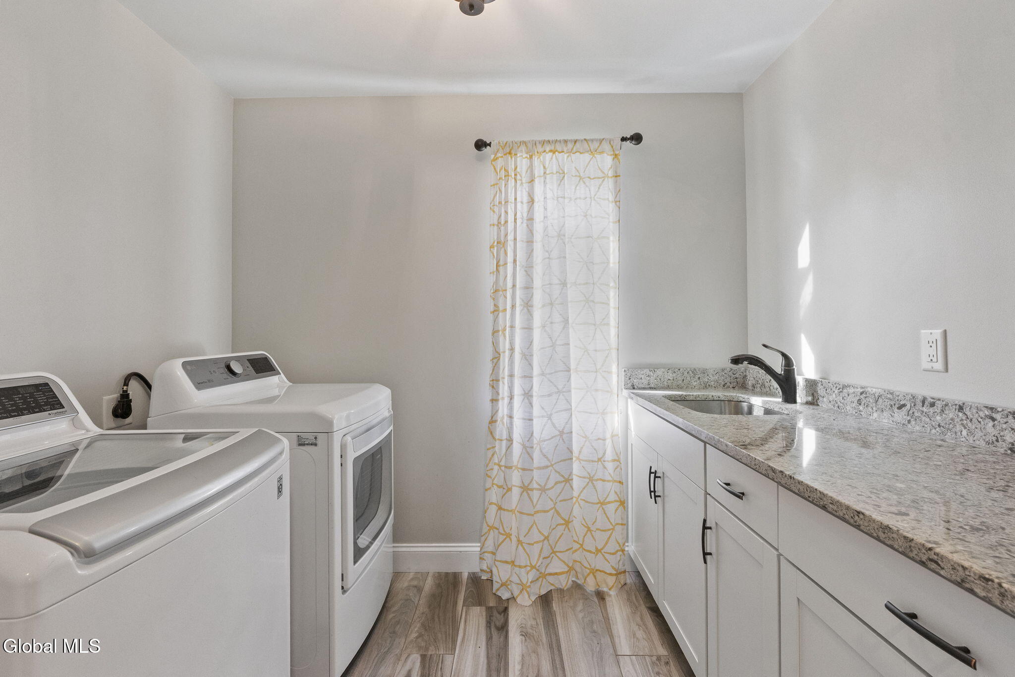 838 Pearse Road Niskayuna, NY 12309 - Photo 41 of 56 41