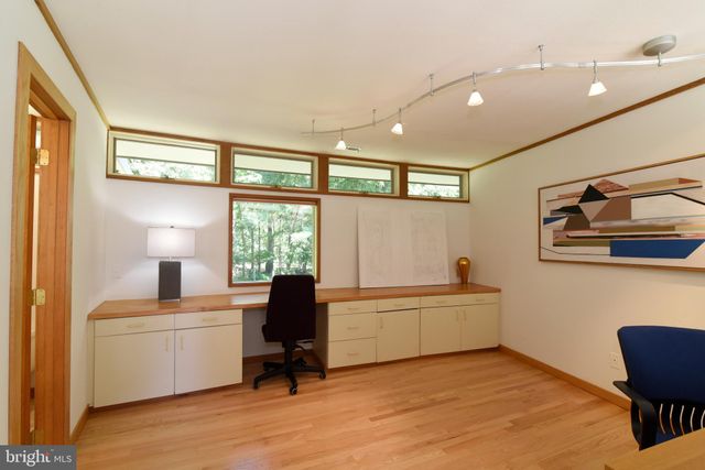 $1,600,000 | 801 Blacks Hill Road, Great Falls, VA 22066