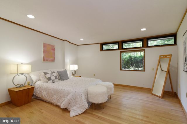 $1,600,000 | 801 Blacks Hill Road, Great Falls, VA 22066