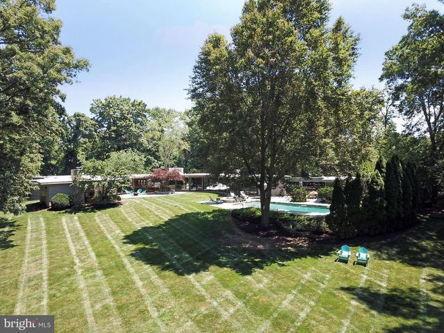 $1,600,000 | 801 Blacks Hill Road, Great Falls, VA 22066