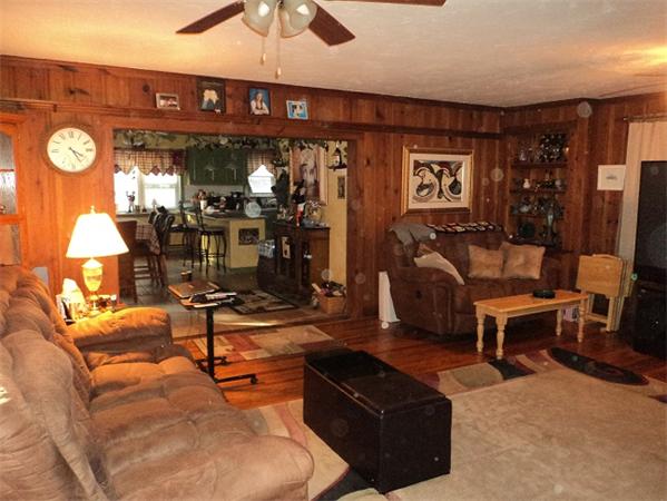 2 Quinebaug Road Dudley, MA 01571 - Photo 5 of 14 Gallery Image 5
