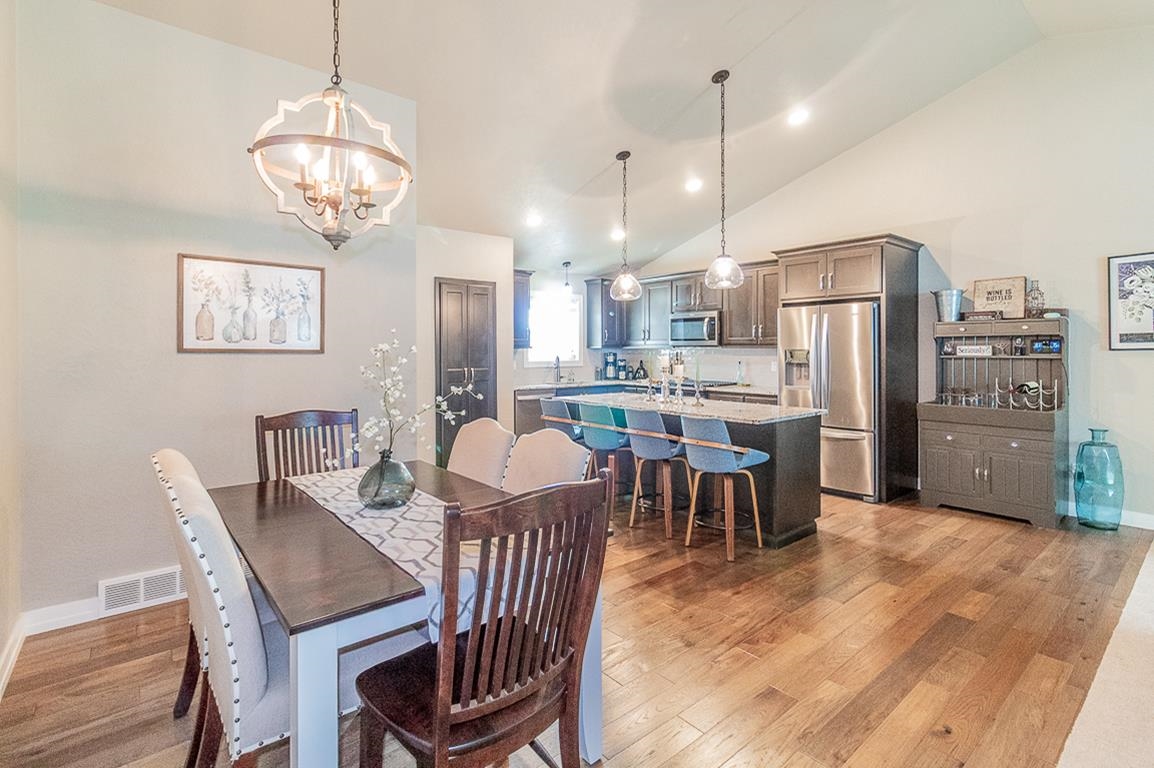 1857 Southbridge Road De Pere, WI 54115 - Photo 13 of 40