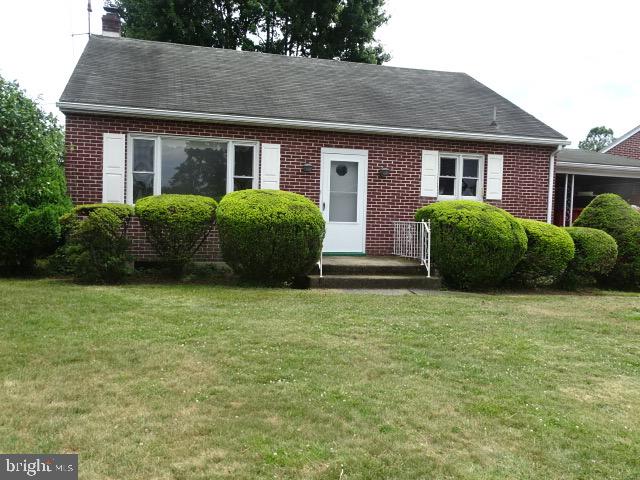 144 Highland Road Chambersburg, PA 17202 - Photo 2 of 37