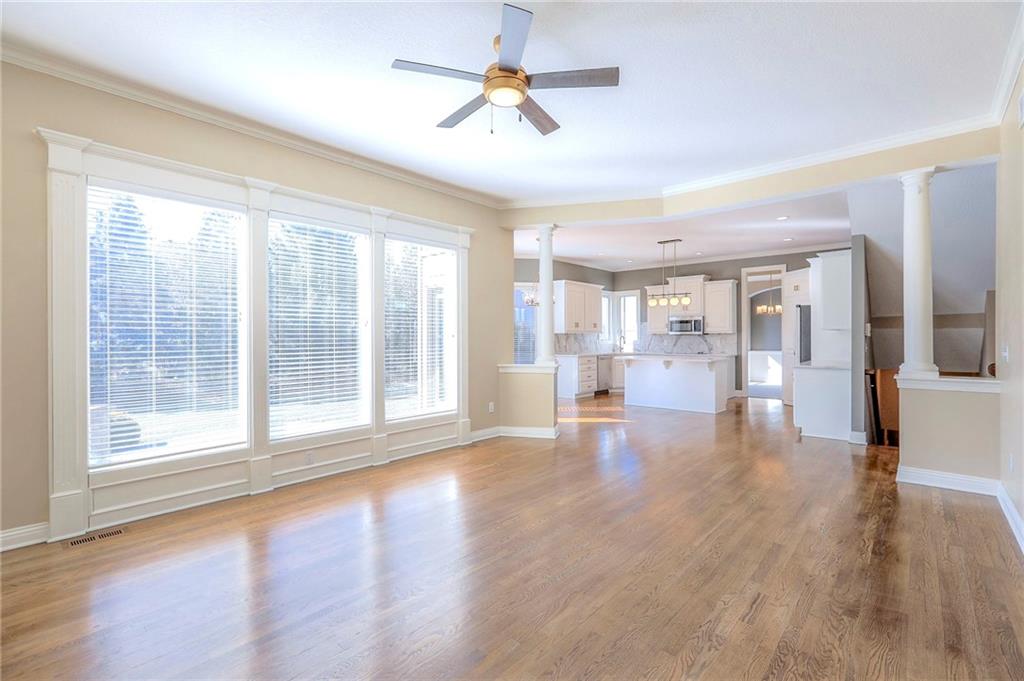 19011 West 99th Street Lenexa, KS 66220 - Photo 15 of 40