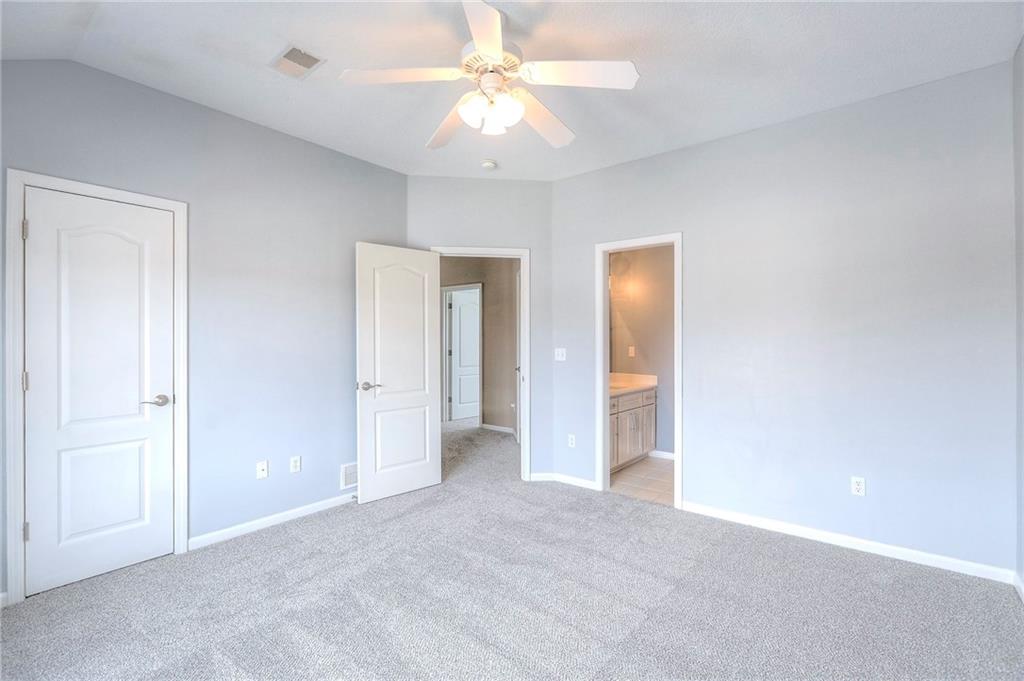 19011 West 99th Street Lenexa, KS 66220 - Photo 31 of 40