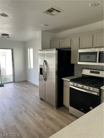 $1,850 | 6472 Karlsen Court, Las Vegas, NV 89122