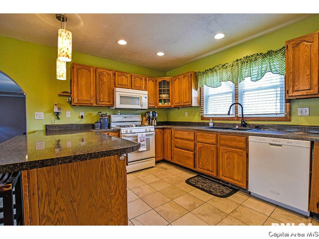 3006 Piper Road Springfield, IL 62707 - Photo 13 of 28