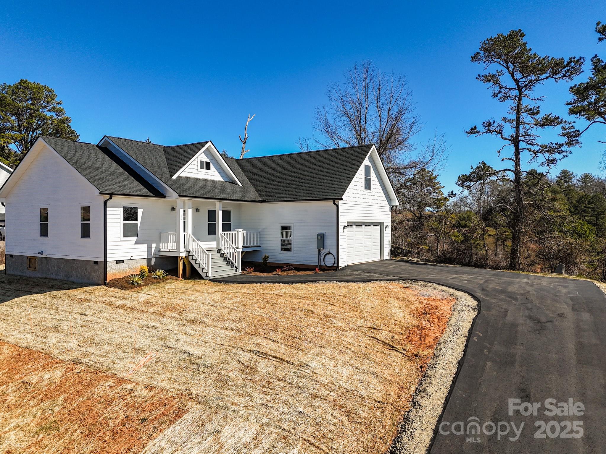 26 Little Oak Road Leicester, NC 28748 - Photo 3 of 47 Gallery Image 3