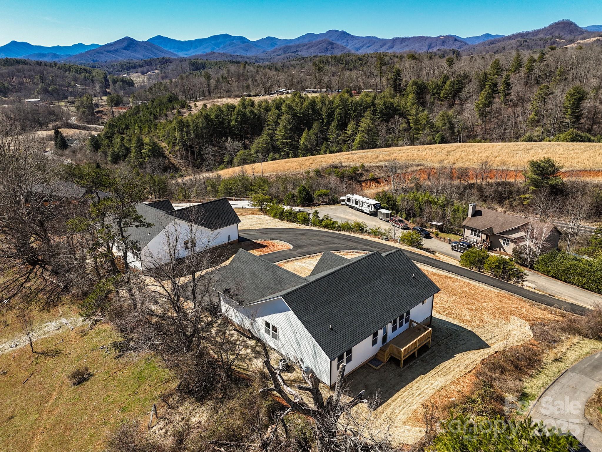 26 Little Oak Road Leicester, NC 28748 - Photo 44 of 47 Gallery Image 44