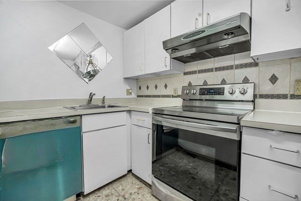 77 East Berkeley Street, Unit 4 Boston, MA 02118 - Photo 11 of 16