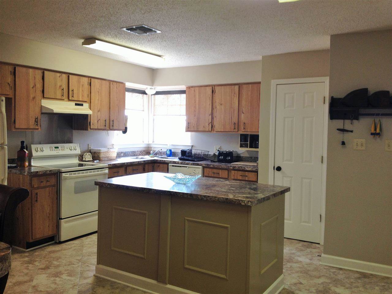 1038 Rappelet Street Golden Meadow, LA 70357 - Photo 2 of 16 Gallery Image 2
