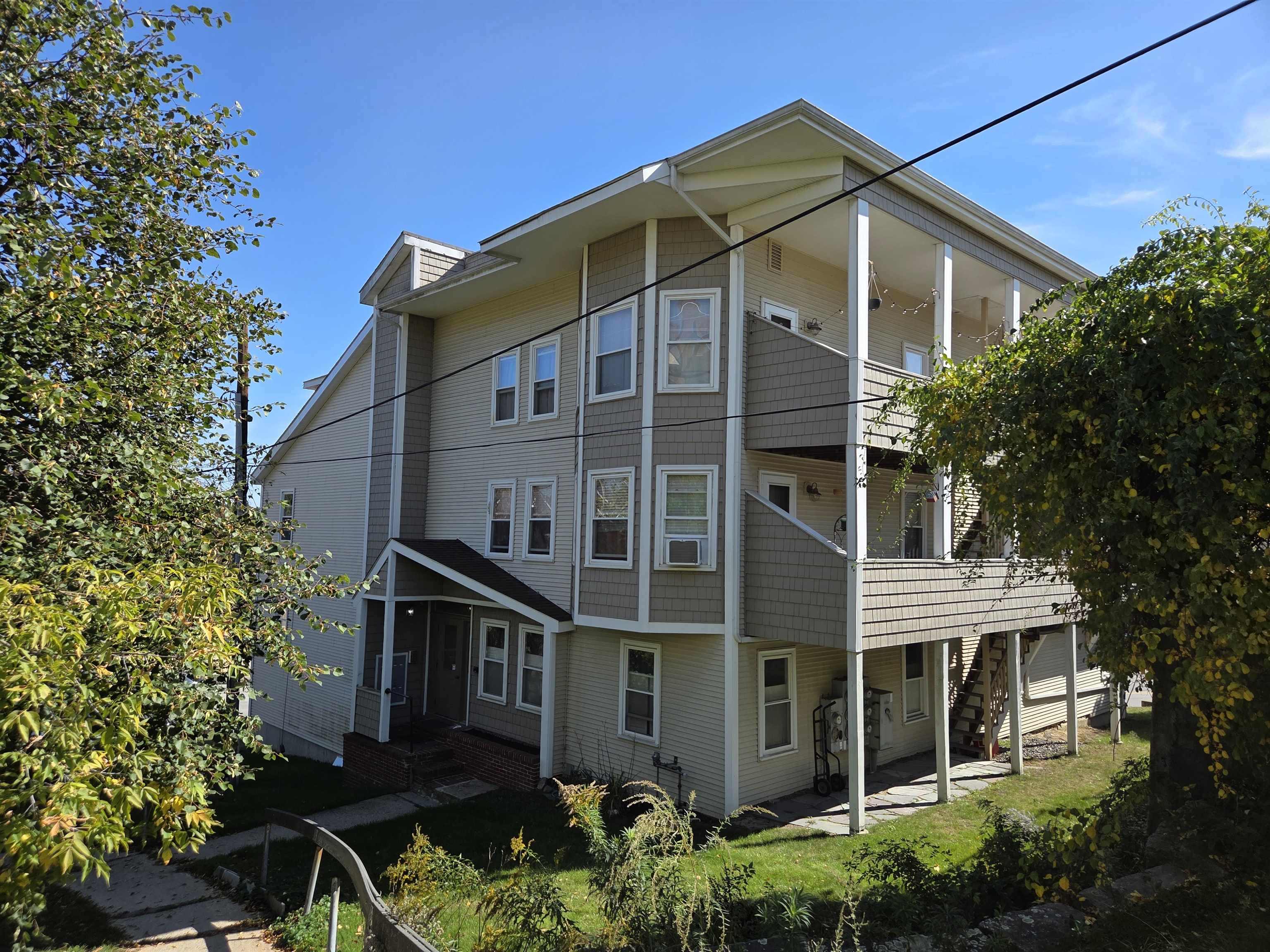 25 School Street, Unit 7 Dover, NH 03820 - Photo 2 of 33