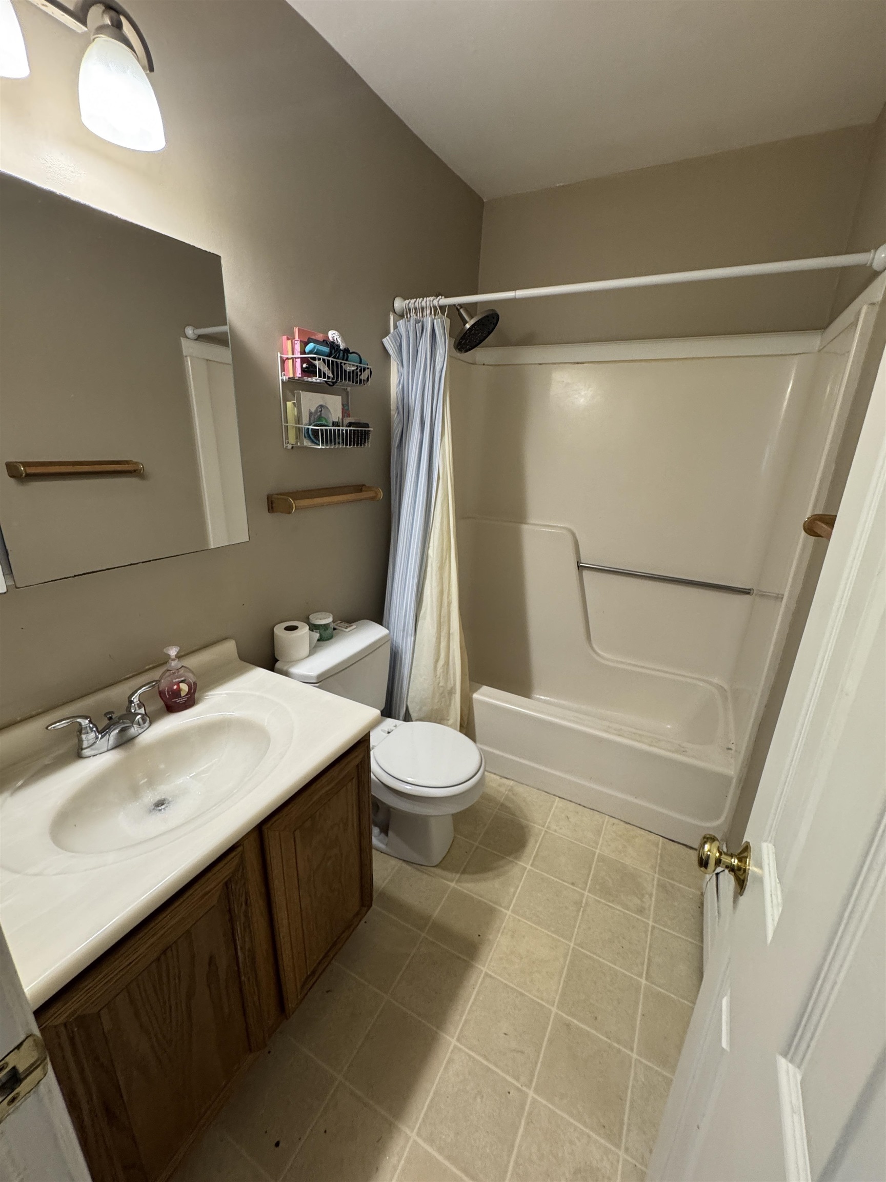 25 School Street, Unit 7 Dover, NH 03820 - Photo 22 of 33