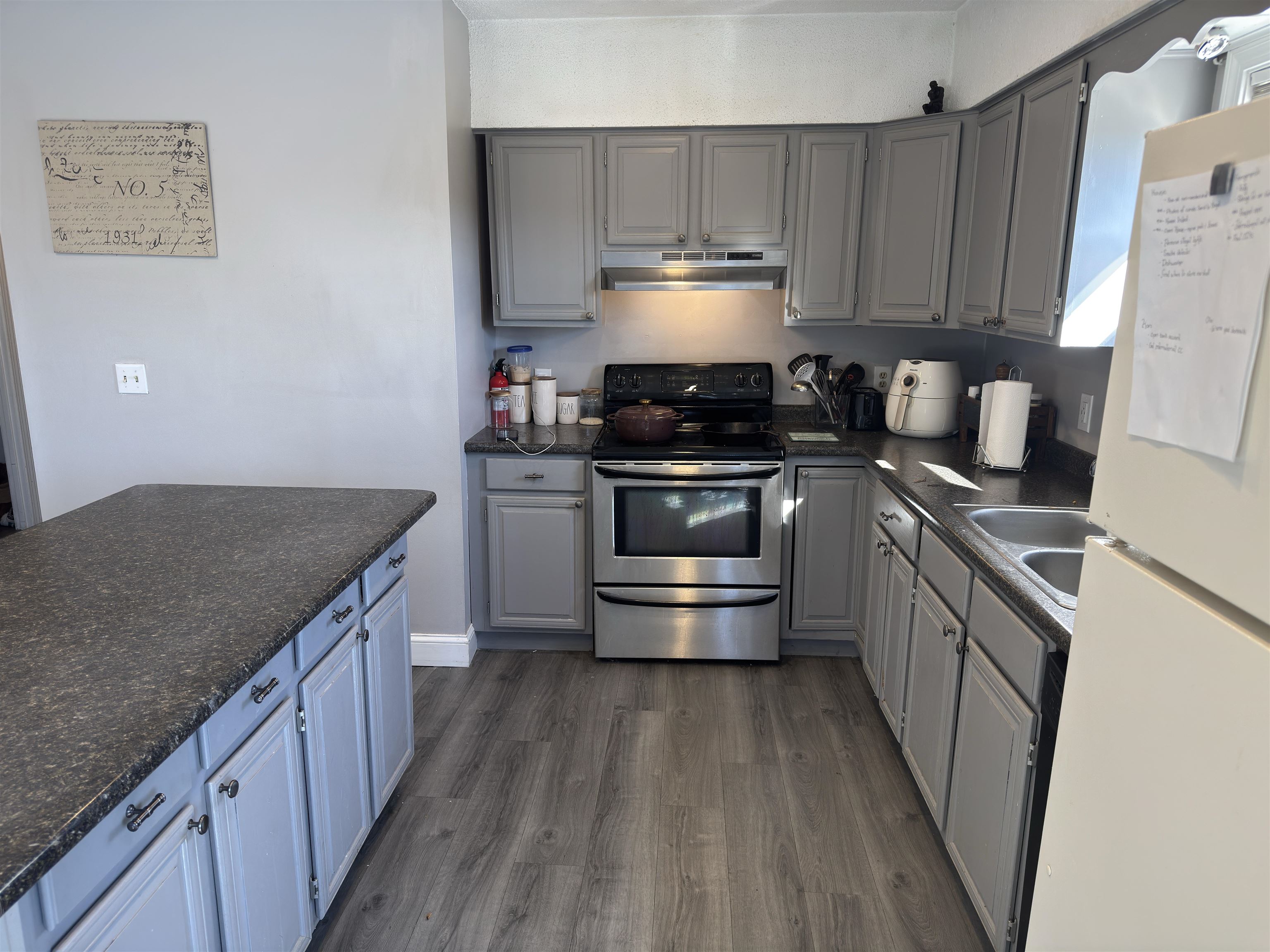 25 School Street, Unit 7 Dover, NH 03820 - Photo 6 of 33