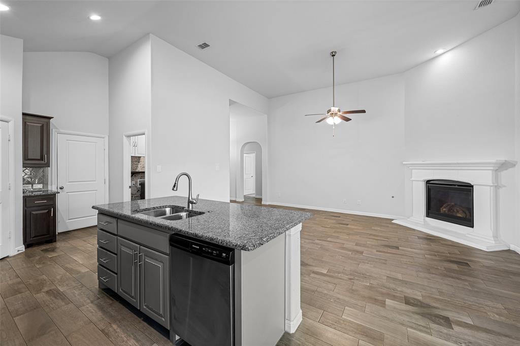 15852 Back Nine Road Fort Worth, TX 76177 - Photo 20 of 37 Gallery Image 20