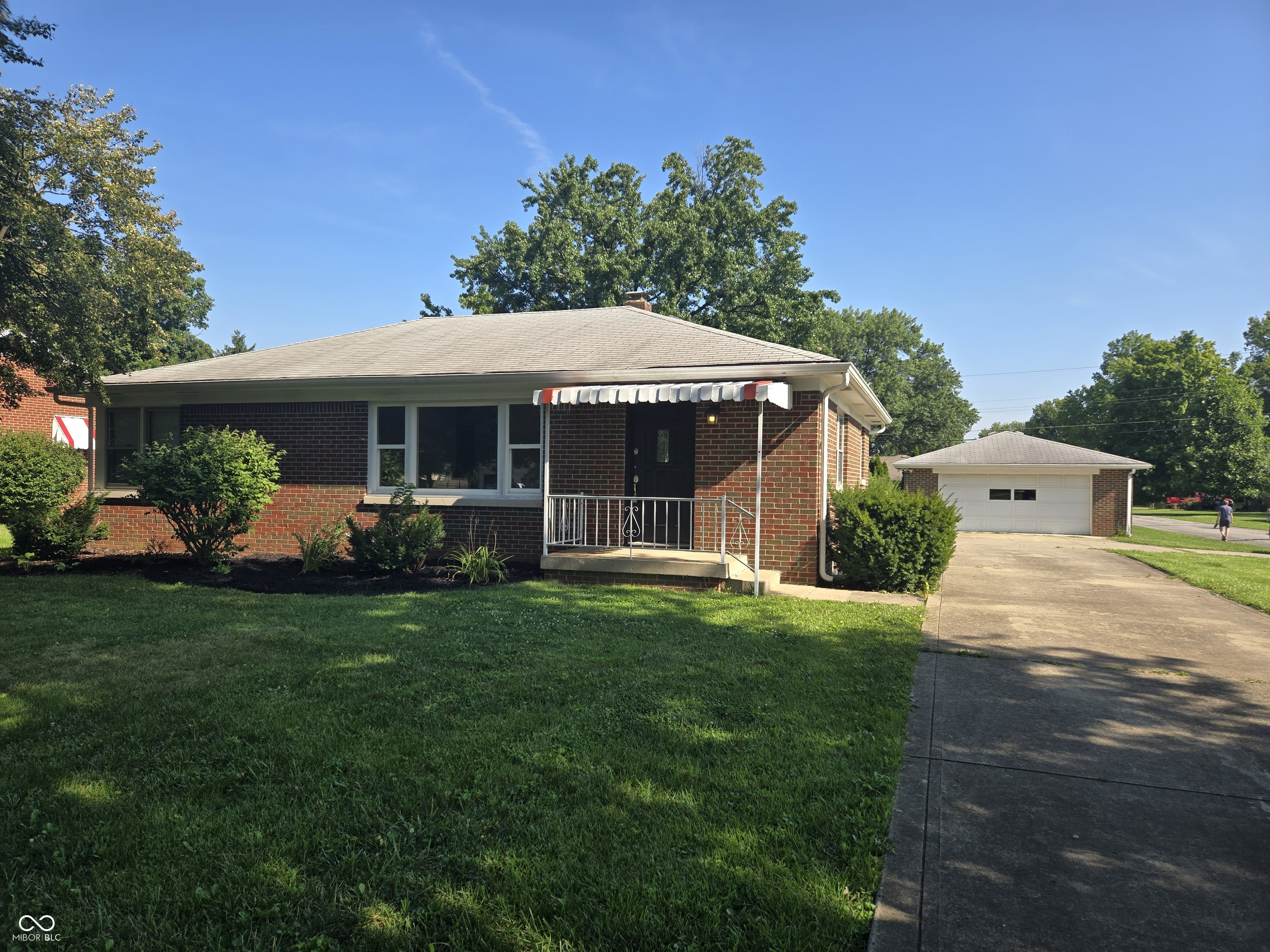 302 Maxwell Road Indianapolis, IN 46217 - Photo 1 of 41 Gallery Image 1