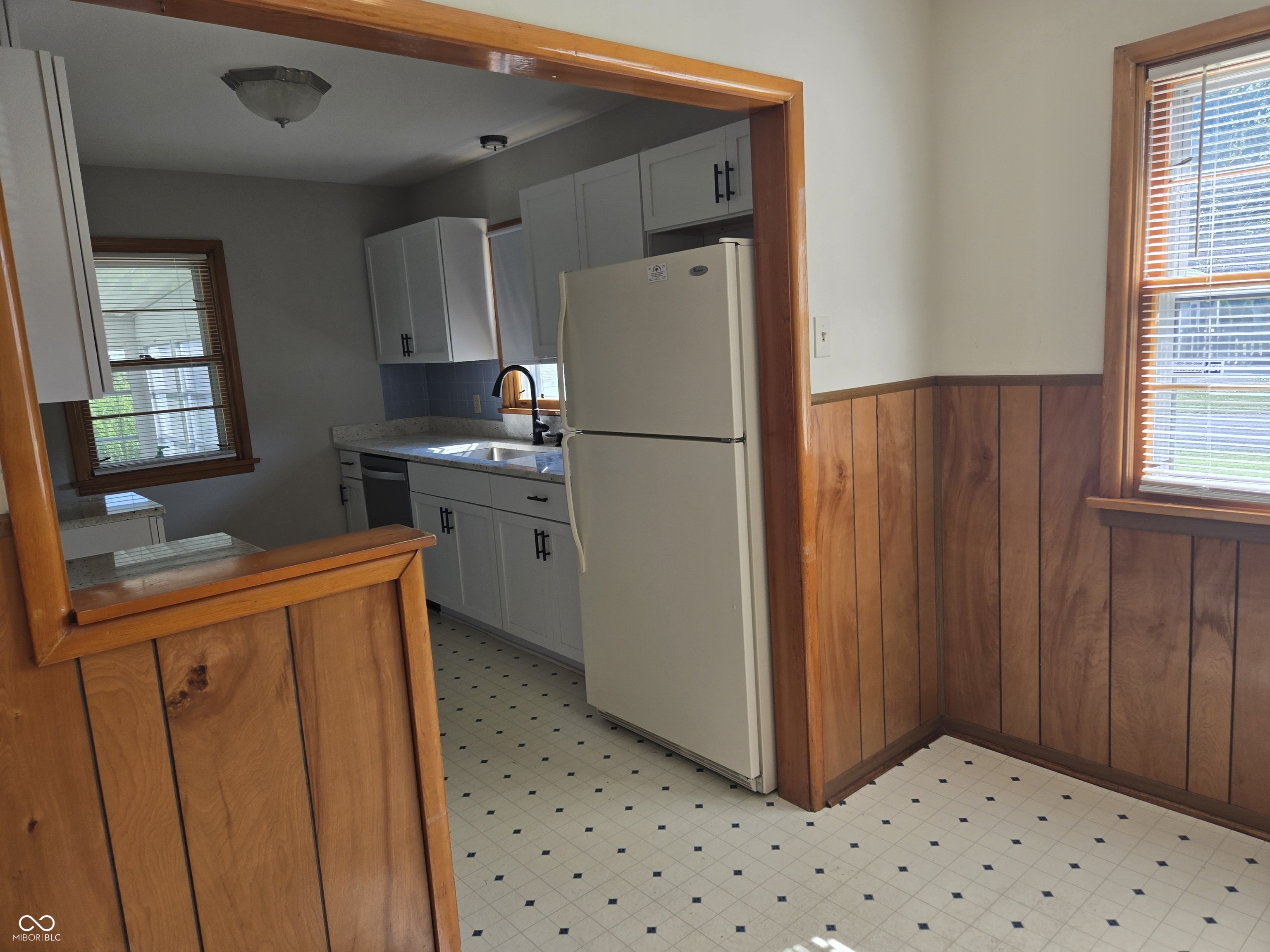 302 Maxwell Road Indianapolis, IN 46217 - Photo 20 of 41 Gallery Image 20