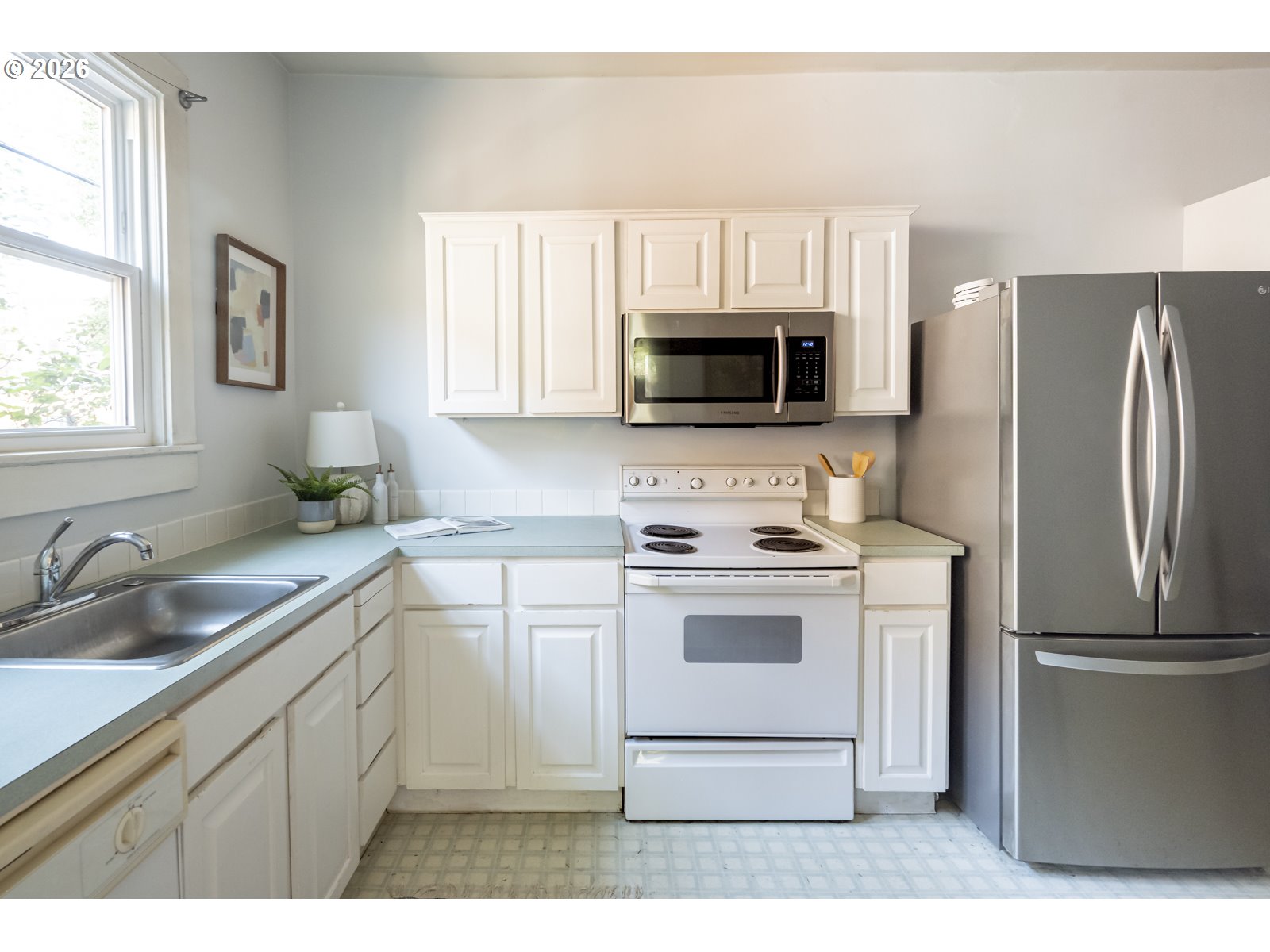 2127 Northwest Irving Street, Unit 105 Portland, OR 97210 - Photo 25 of 32